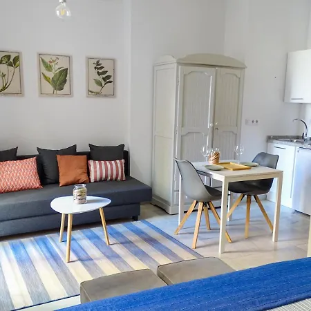 Moderno Estudio Al Lado De La Catedral Apartman